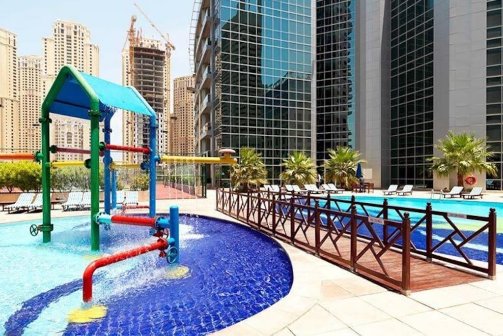 Marina View With Pool, Gym, Tennis Court, 5 Mins To Beach Dubai Exterior photo