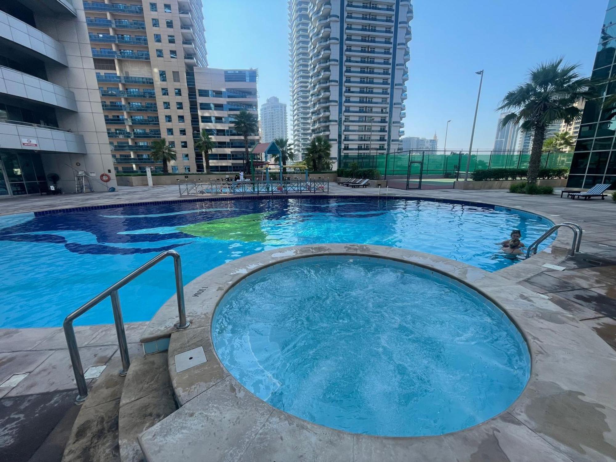 Marina View With Pool, Gym, Tennis Court, 5 Mins To Beach Dubai Exterior photo